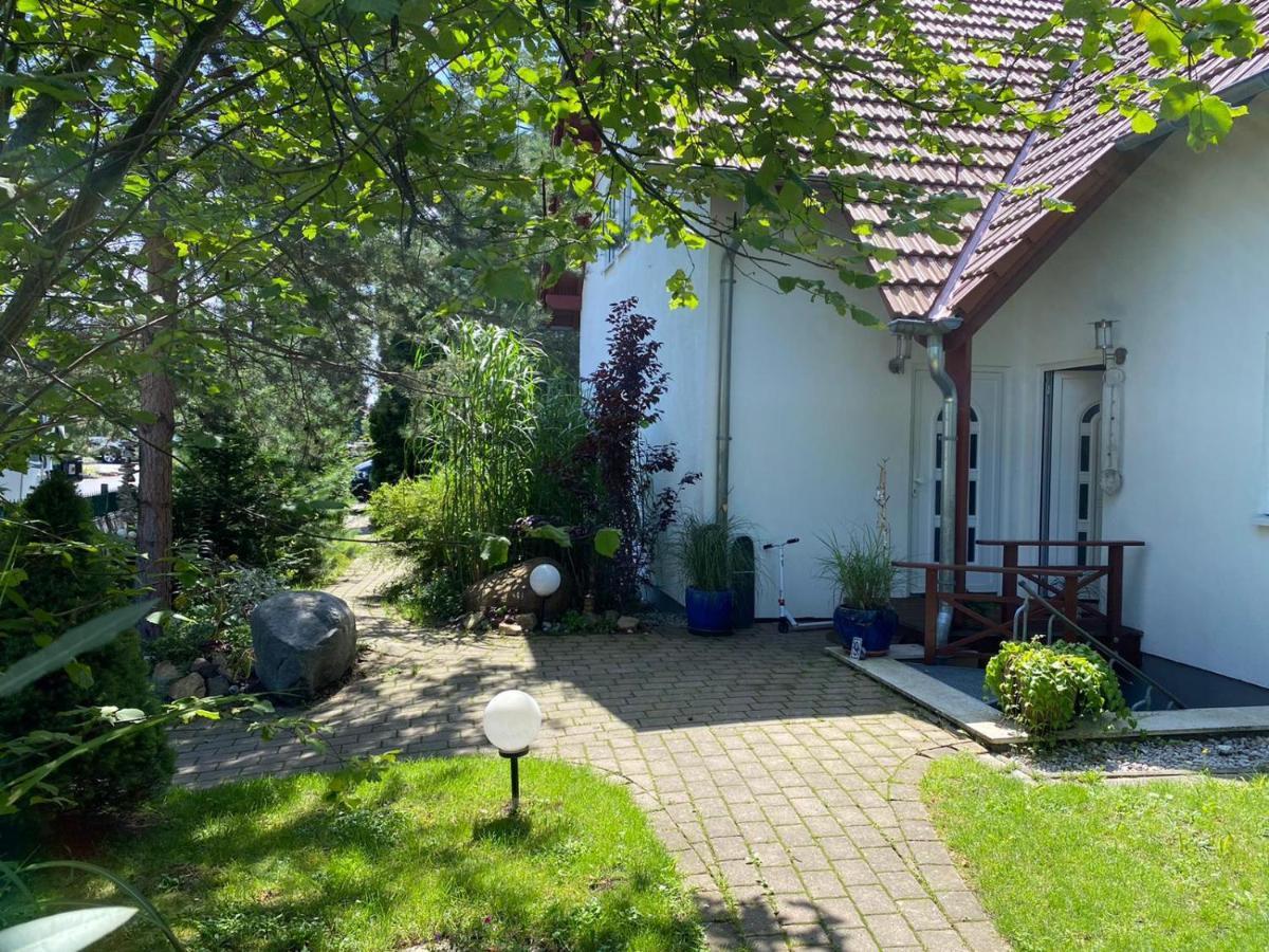 Pool & Lake Holiday Home Markkleeberg Eksteriør bilde